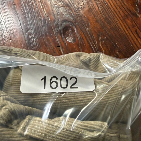 Levis 502 Corduroy Pants Mens 38x32 Beige Relaxed Straight Leg Jeans White Tab - Picture 16 of 16